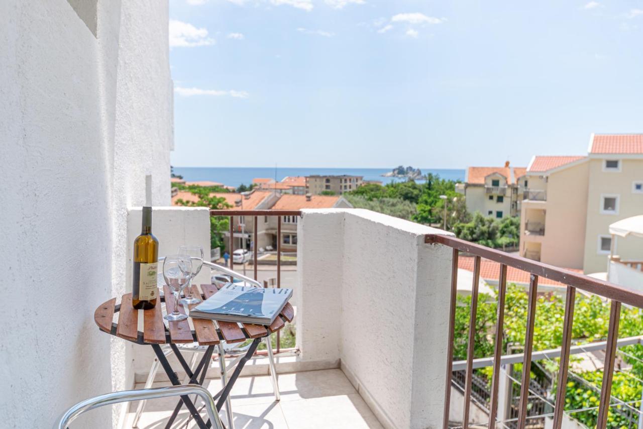 Apartments Vjera Petrovac na moru Exterior foto