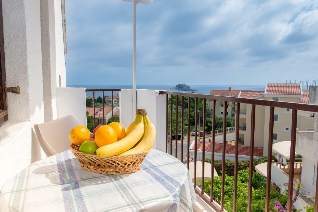 Apartments Vjera Petrovac na moru Exterior foto