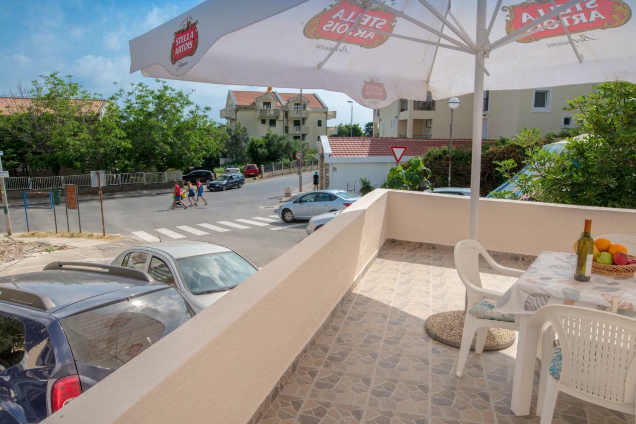 Apartments Vjera Petrovac na moru Exterior foto